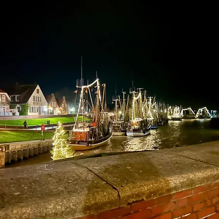 Romantikhaus Am Hafen In Greetsiel Zewnętrze zdjęcie